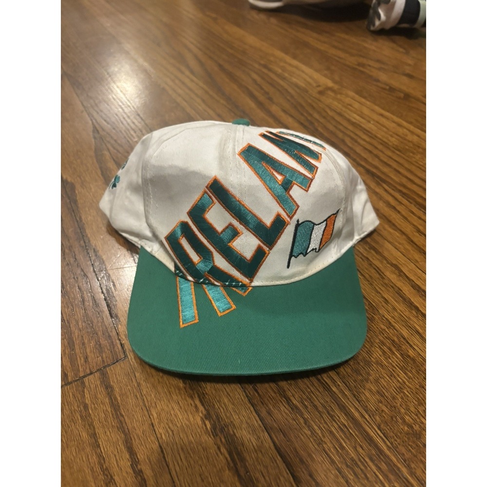 Vintage Ireland Snapback Hat White Green Embroidered Shamrocks Irish Flag Cap